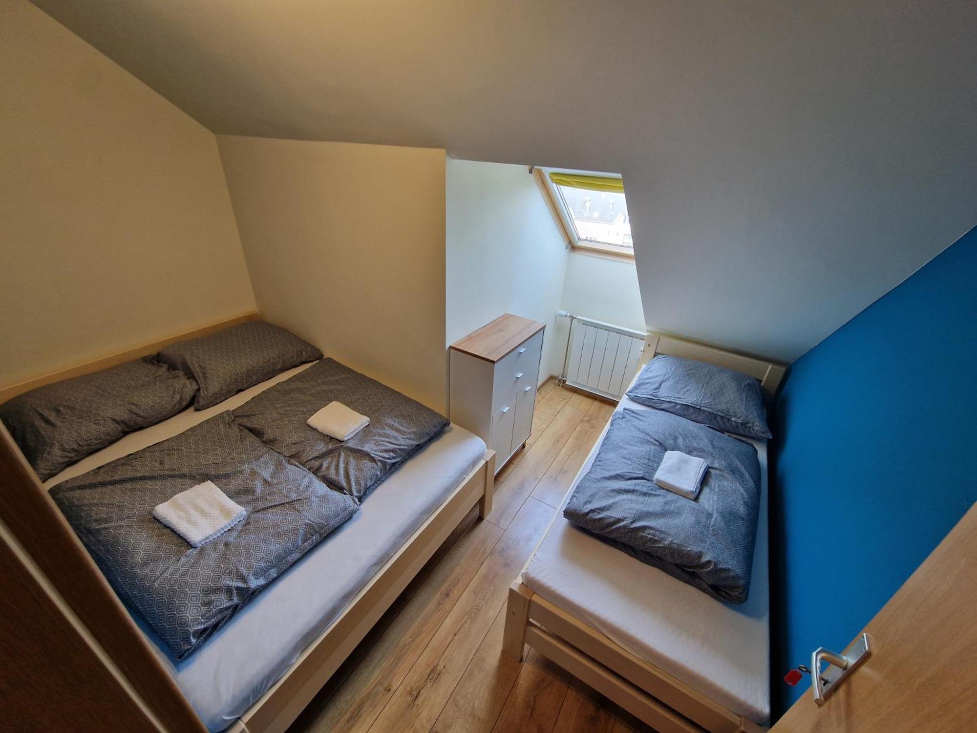Sherpa'S Hostel High Tatras Strbske Pleso Bilik gambar